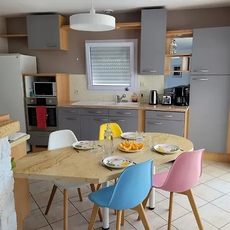 בית נופש Maison Familiale *