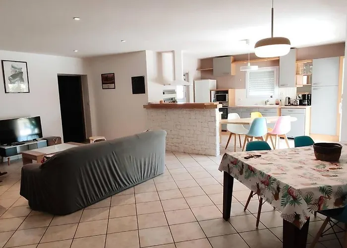 Nyaraló Maison Familiale La Verrie