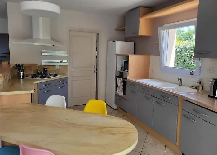 Maison Familiale Nyaraló