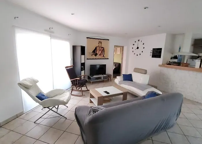 Nyaraló Maison Familiale La Verrie